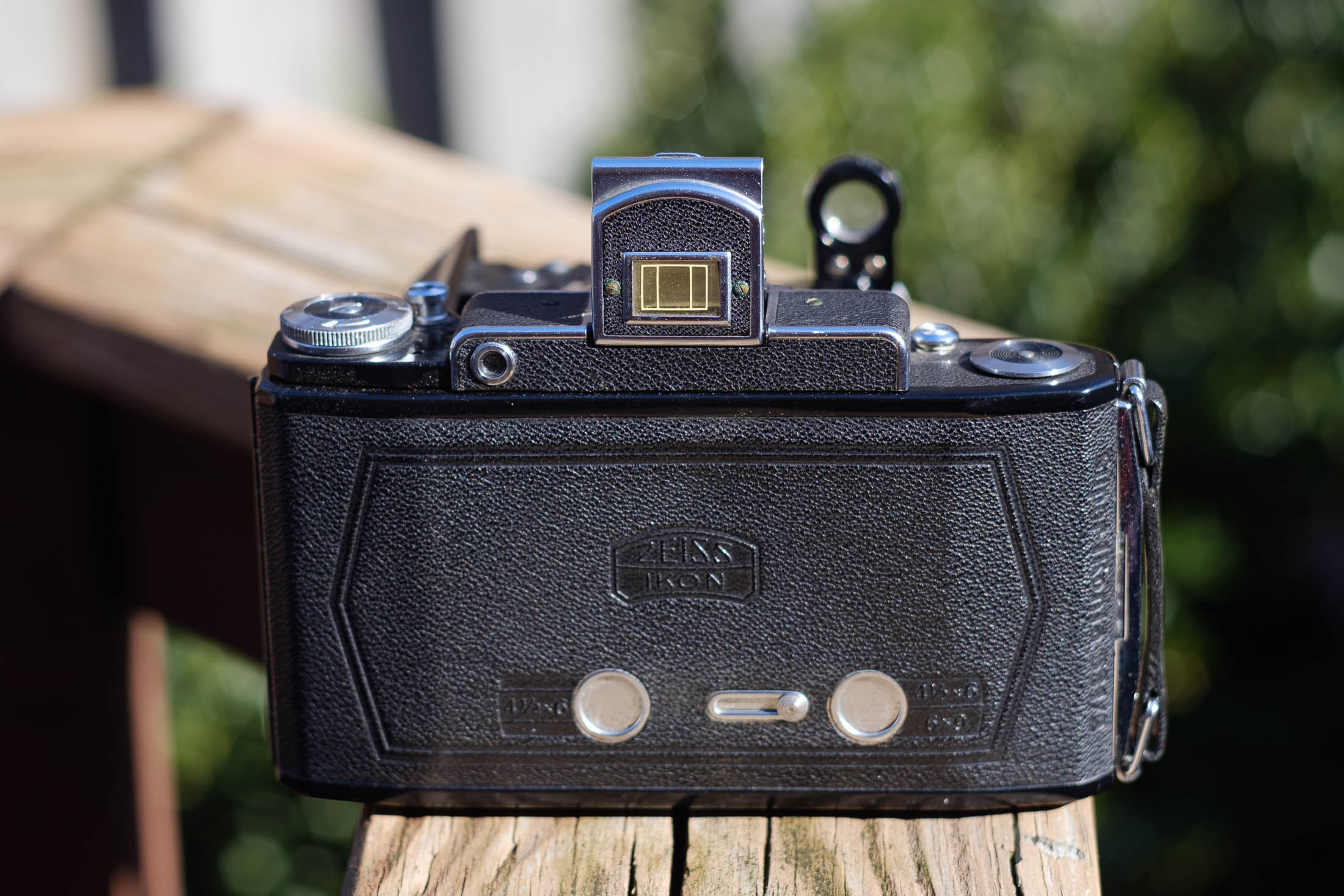Timeless Elegance: Zeiss Ikon Super Ikonta 531/2